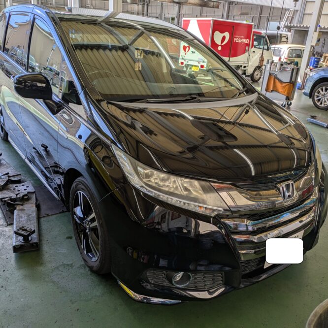 ホンダ　オデッセイ　カメラ交換